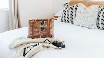 Double Room, Sea View (Room1 First Floor) | Bed sheets