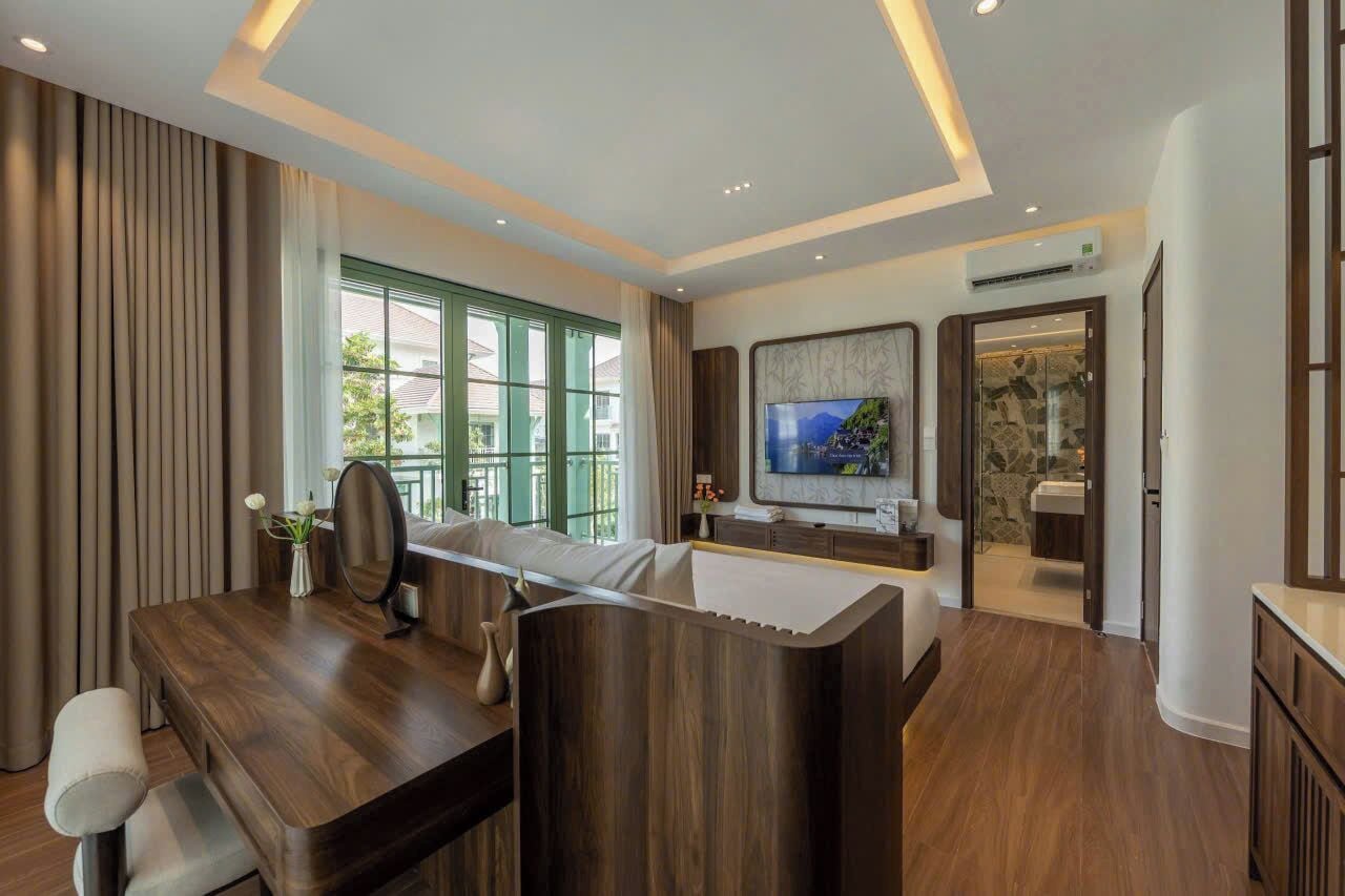 Villa, Garden View | Individually decorated, individually furnished, desk, iron/ironing board