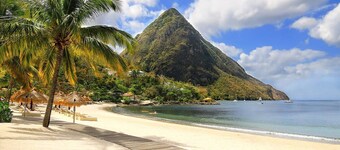 Spacious 2-Bedroom Villa in the Heart of Rodney Bay - AC Included