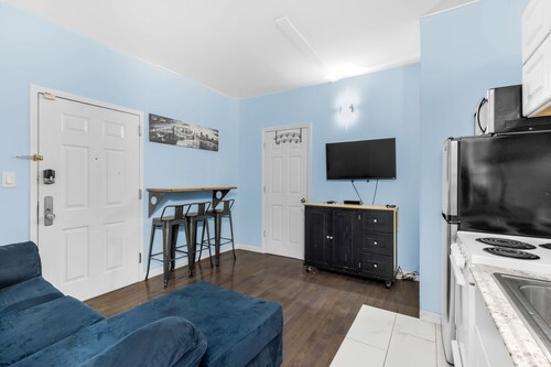 Tranquil 4-bedroom apartment in Manhattan perfect for large groups