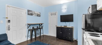 Tranquil 4-bedroom apartment in Manhattan perfect for large groups