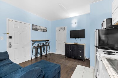 Tranquil 4-bedroom apartment in Manhattan perfect for large groups