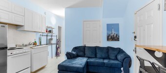 Tranquil 4-bedroom apartment in Manhattan perfect for large groups