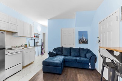 Tranquil 4-bedroom apartment in Manhattan perfect for large groups