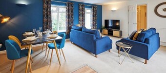 Hermitage Court Apartment - Sleeps 6