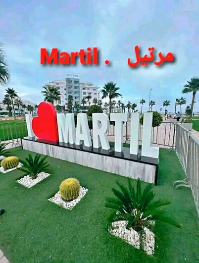 Sunny apartment, only 10 minutes walk to Martil Beach, Mixta Complex