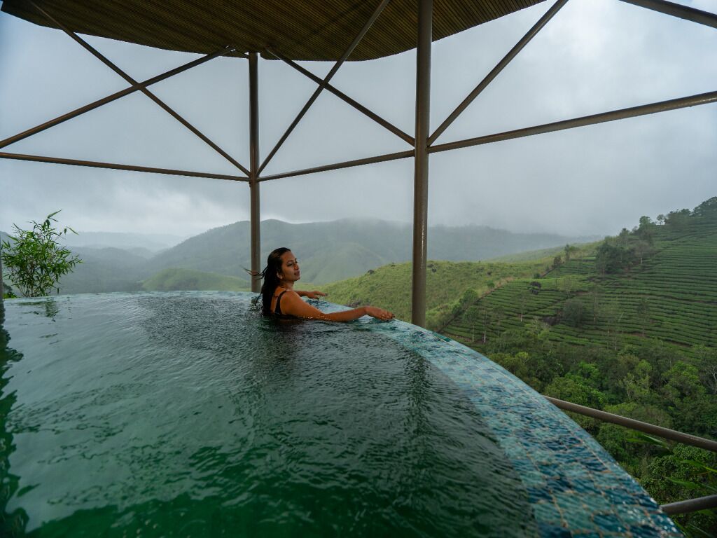 Tabla de planchar con plancha y wifi gratis 