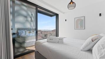 1 bedroom, iron/ironing board, internet, bed sheets