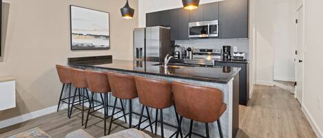 Fridge, microwave, oven, stovetop