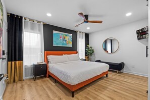 2 bedrooms, iron/ironing board, free WiFi, bed sheets