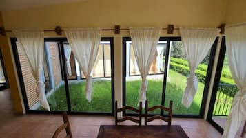 Basic Cabin, Balcony | Private kitchen