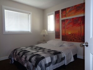 3 quartos, ferros/tábuas de passar roupa, Wi-Fi, roupa de cama