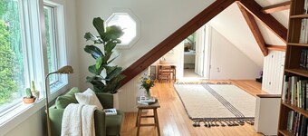 Peaceful Vermont Woods Retreat on 10 Private Acres
