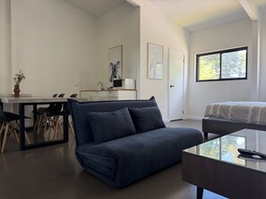 1 bedroom, iron/ironing board, WiFi, bed sheets - Getaway in the Adelaide Hills (Crafers West)