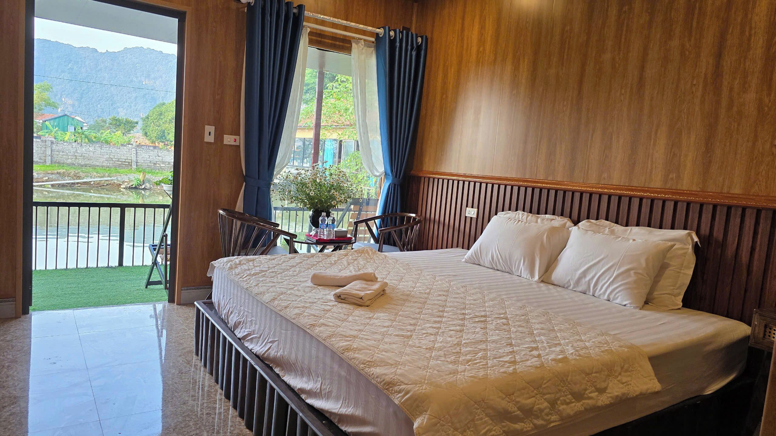 Habitación Deluxe, vistas a la montaña | Escritorio, sistema de insonorización, wifi gratis y ropa de cama