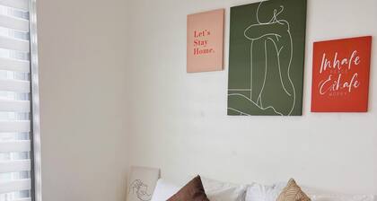 Room-homey Comfort Retreat