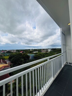 Room, 1 Bedroom, Balcony | Balcony
