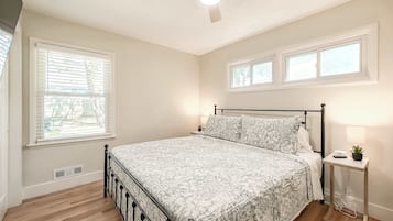 3 quartos, ferros/tábuas de passar roupa, berço de viagem, Wi-Fi