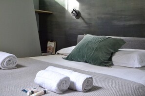 Accès à Internet, literie fournie