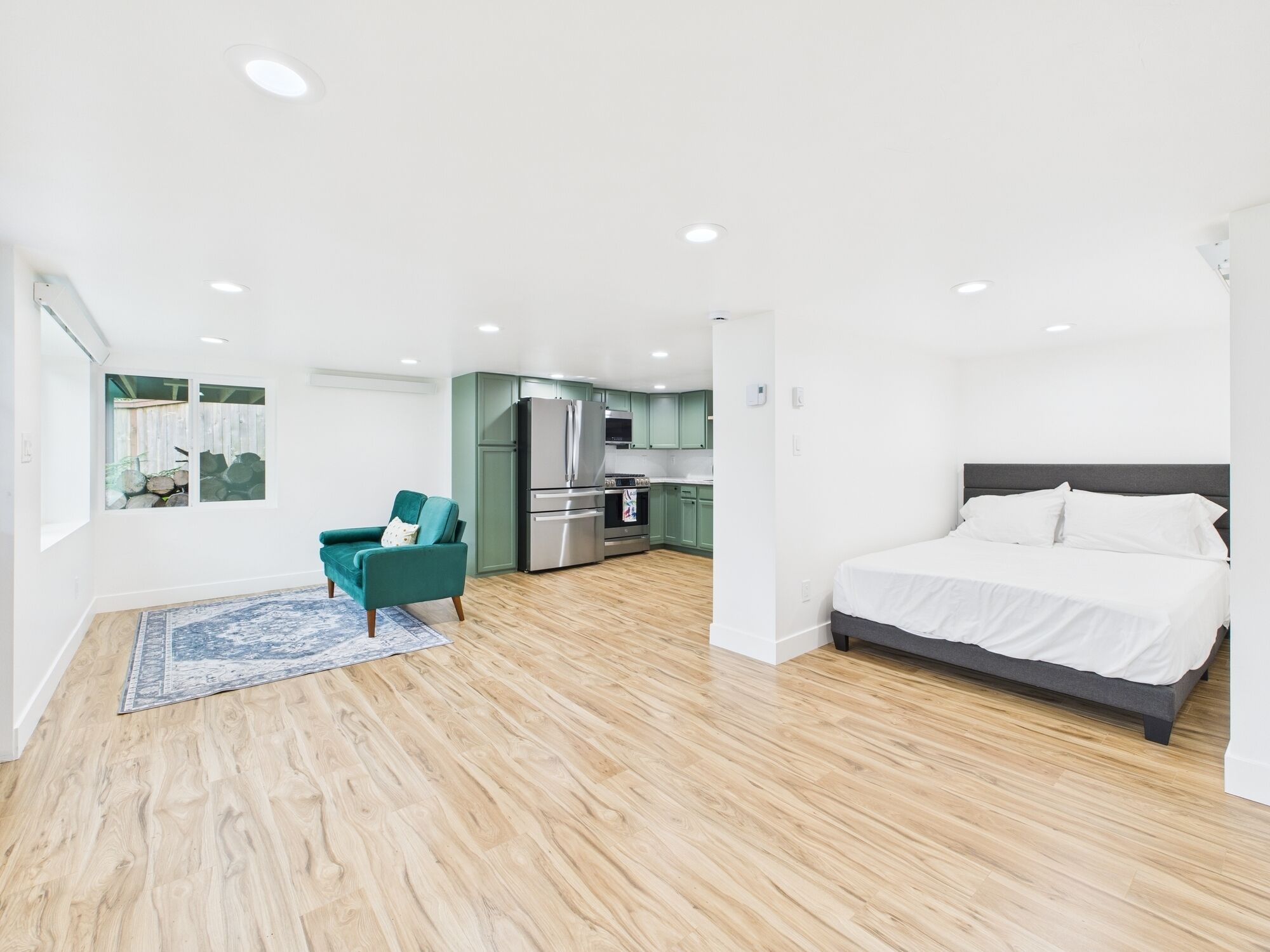 1 habitación, tabla de planchar con plancha, wifi gratis y ropa de cama 