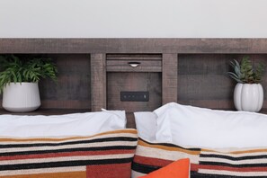 1 slaapkamer, een strijkplank/strijkijzer, wifi, beddengoed