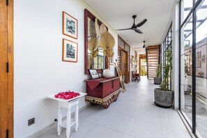Villa | Living area