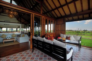 Villa | Balkon