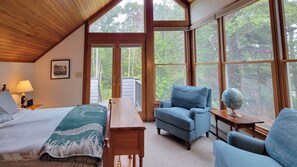 5 bedrooms, WiFi (free), bed sheets - Spacious 5-Bedroom home in Boothbay with stunning waterfront views! (Boothbay)