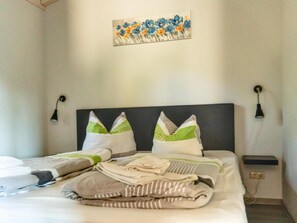 2 bedrooms, Internet