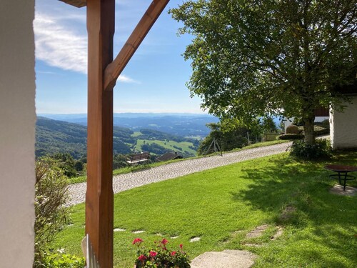 Ferienhaus mit einzigartiger Aussicht in Bayern