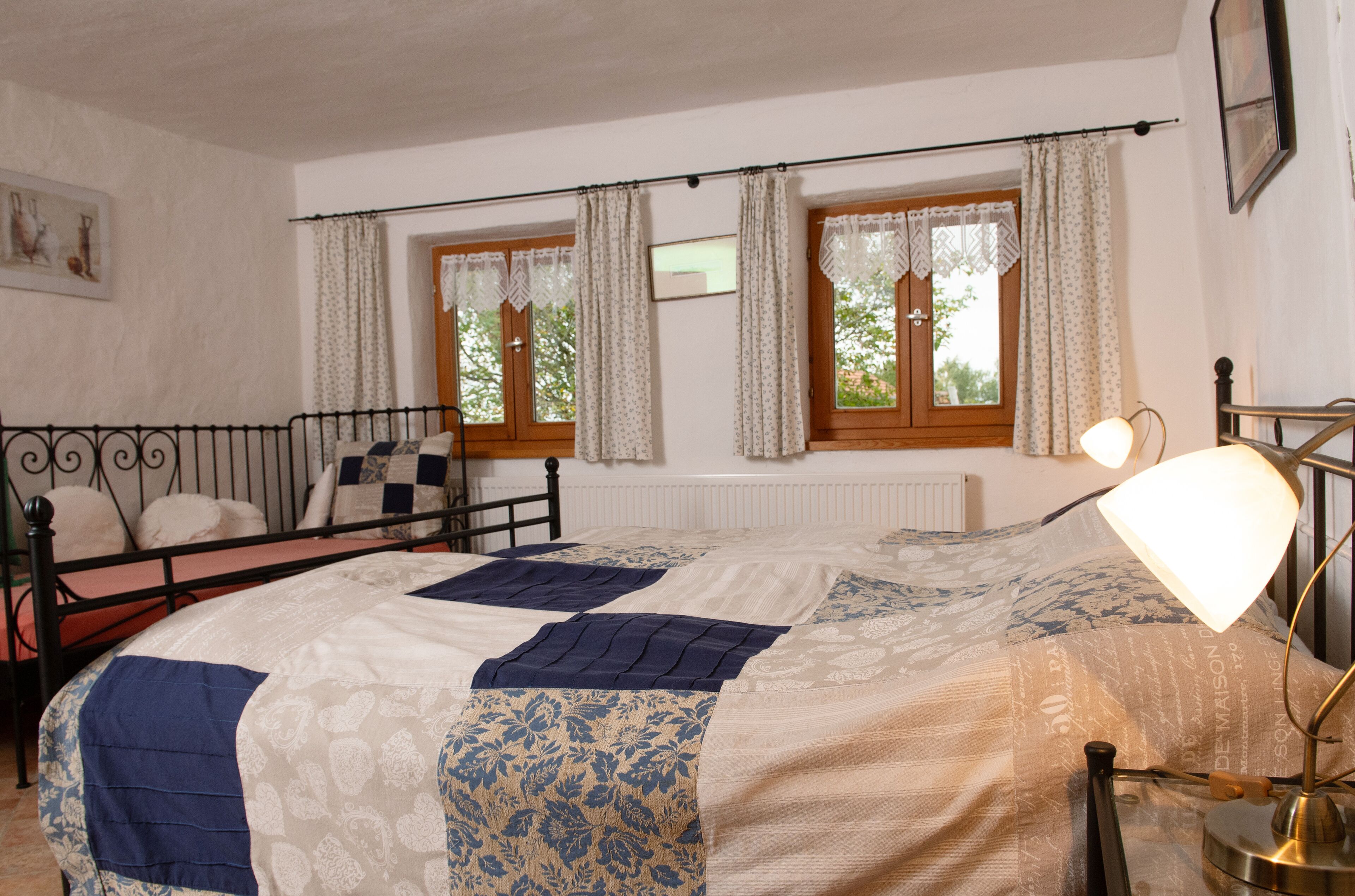 5 室のベッドルーム、インターネット