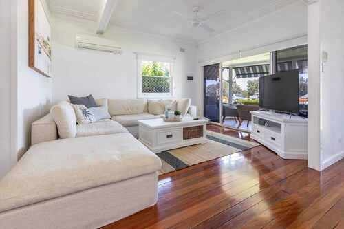 Summer Breeze Lake House