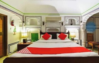 Escrivaninha, Wi-Fi de cortesia, roupa de cama