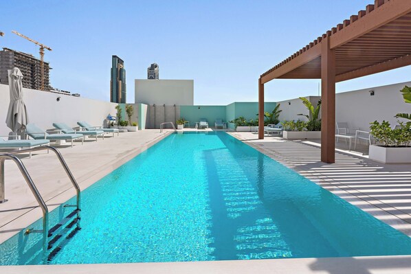 Pool - Silkhaus Comfort Studio in Luma21 | JVC Circle (دبي)