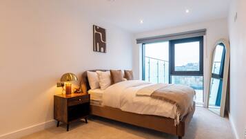 1 bedroom, in-room safe, iron/ironing board, free WiFi