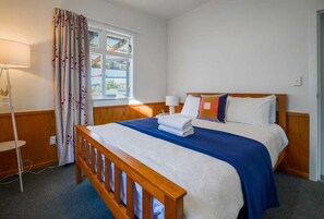 3 quartos, ferros/tábuas de passar roupa, Wi-Fi de cortesia