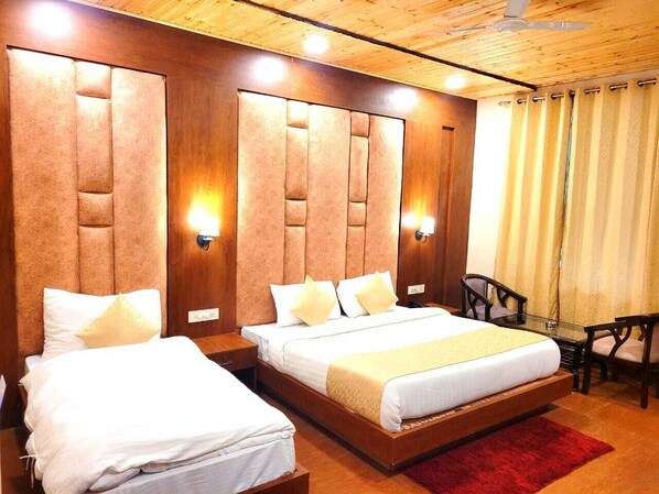 Blackout drapes, iron/ironing board, free WiFi