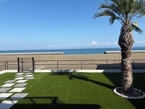 Luxury Villa, Ocean View | Terrace/patio