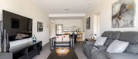 تلفزيون ذكي