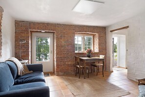 Suite, Sea View | Living area | Toys