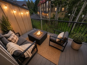 A deck with outdoor seating, a fire pit, and a railing overlooking a residential area. - Luxury Mountain Townhome Steps to Government Camp, Ski Bowl, Pool & Hot Tub (Government Camp)