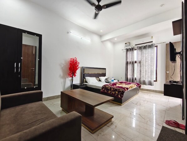 Executive Room | Free WiFi, bed sheets
