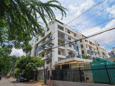 Stay Pride Service Apartments - AC Rooms in Vijayawada - Family & Business Stays