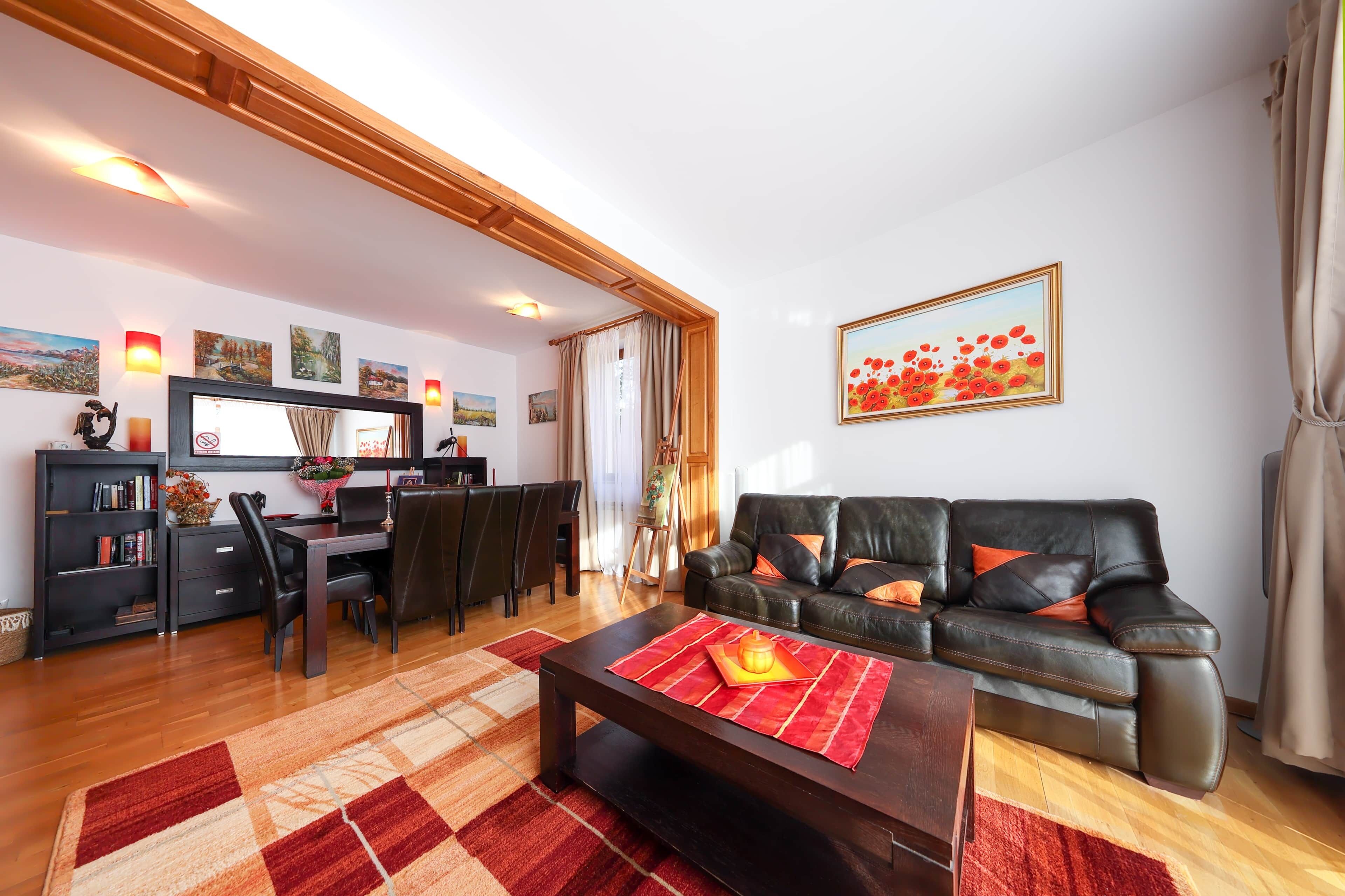 Mont' Arte - Private Art Retreat Vacation Home - 트란실바니아