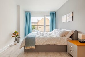 2 soverom, strykejern/-brett, wi-fi og sengetøy