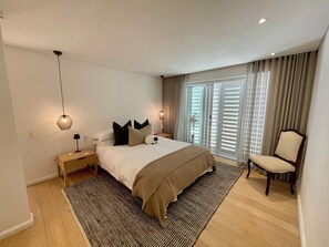 4 sovrum, skrivbord, strykjärn/strykbräda och gratis wi-fi