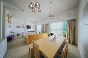 Villa, 2 habitaciones, accesible para personas con discapacidad, fumadores | Comedor