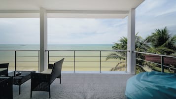 Villa, 2 Bedrooms, Accessible, Smoking | Balcony