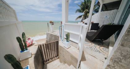 Phaladise Beach Villa at Phala Beach, Ban Chang