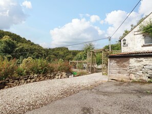 Property grounds - Woodview (Looe)